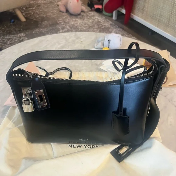 Verified NY Women's Bag - Picture 2 of 4